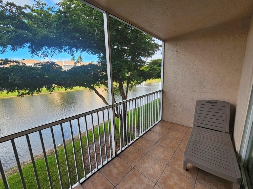 9537 Weldon Cir I201