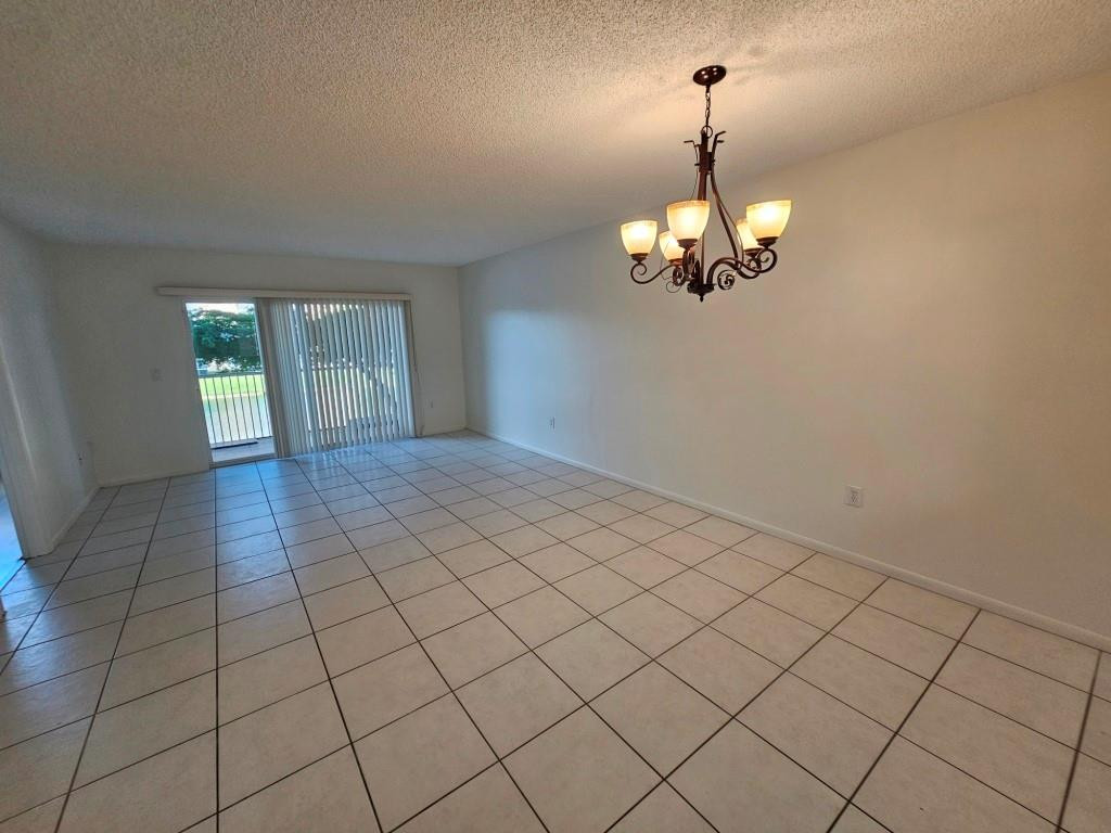 9537 Weldon Cir I201