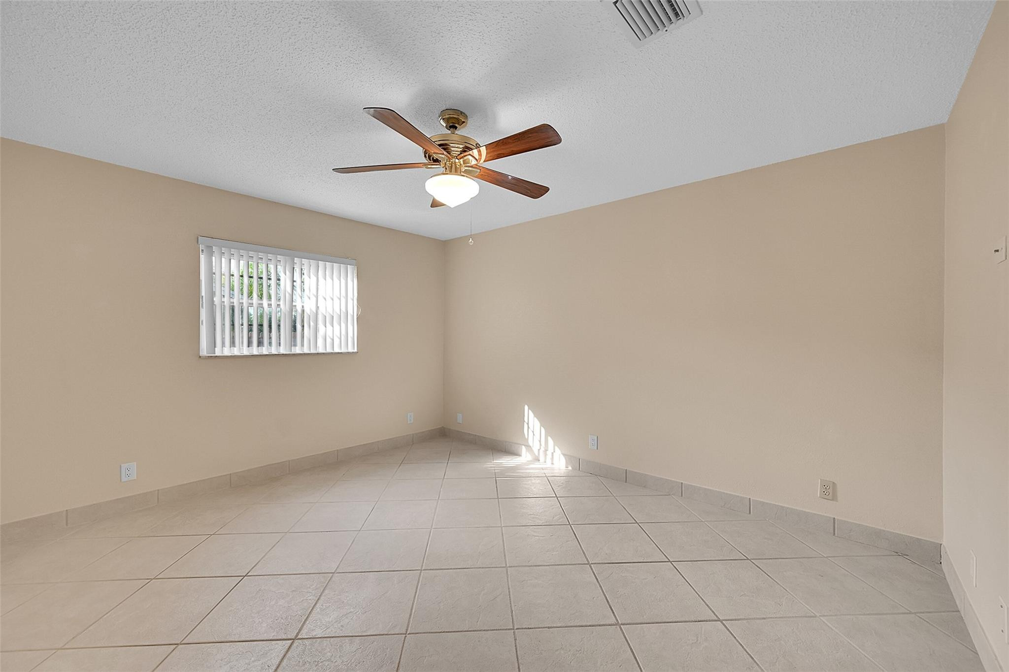 9391 NW 33rd Pl