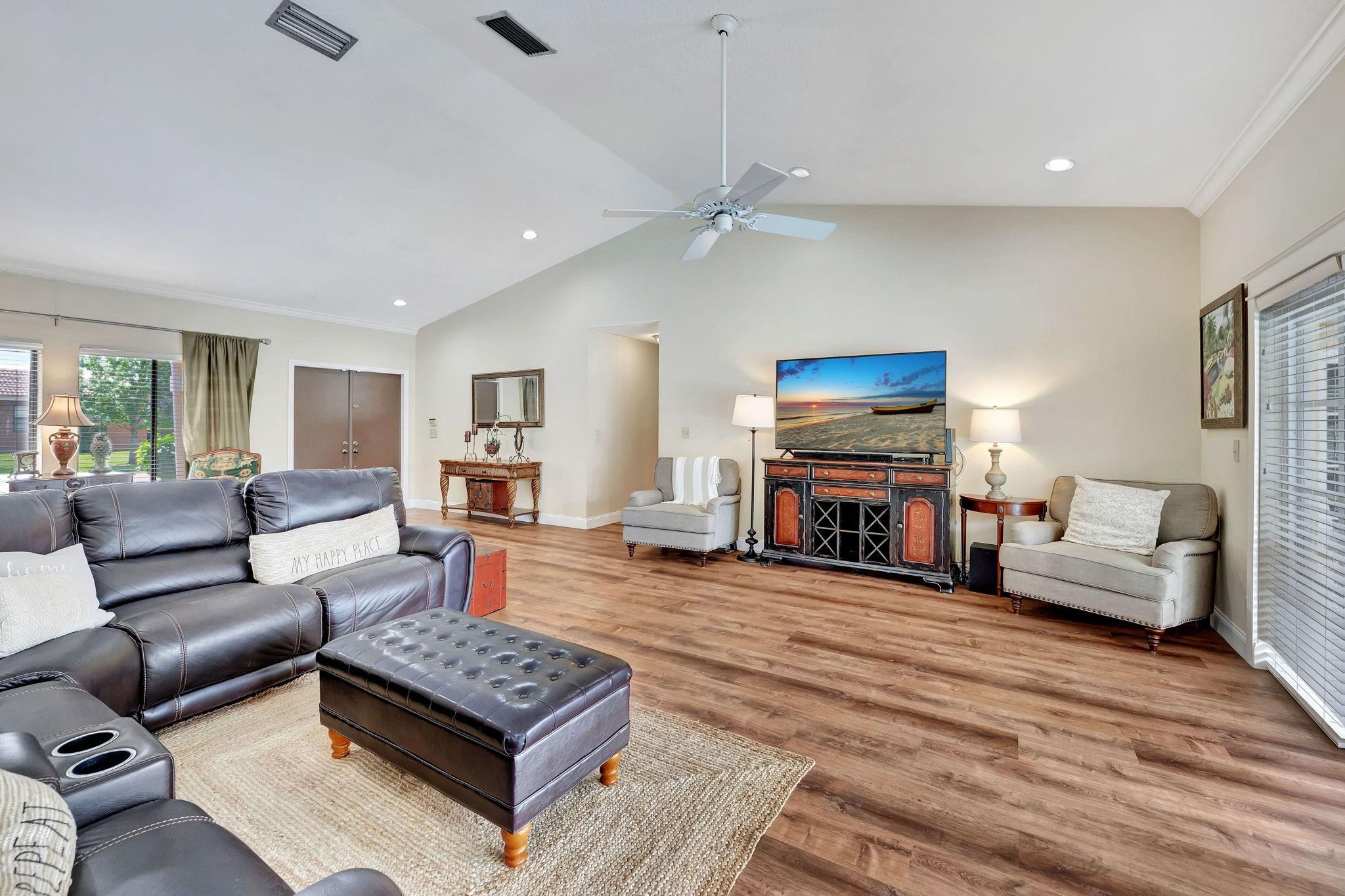 6121 NW 56 Court