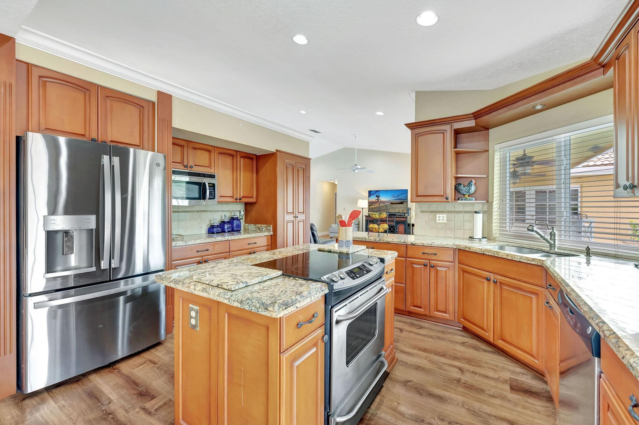 6121 NW 56 Court