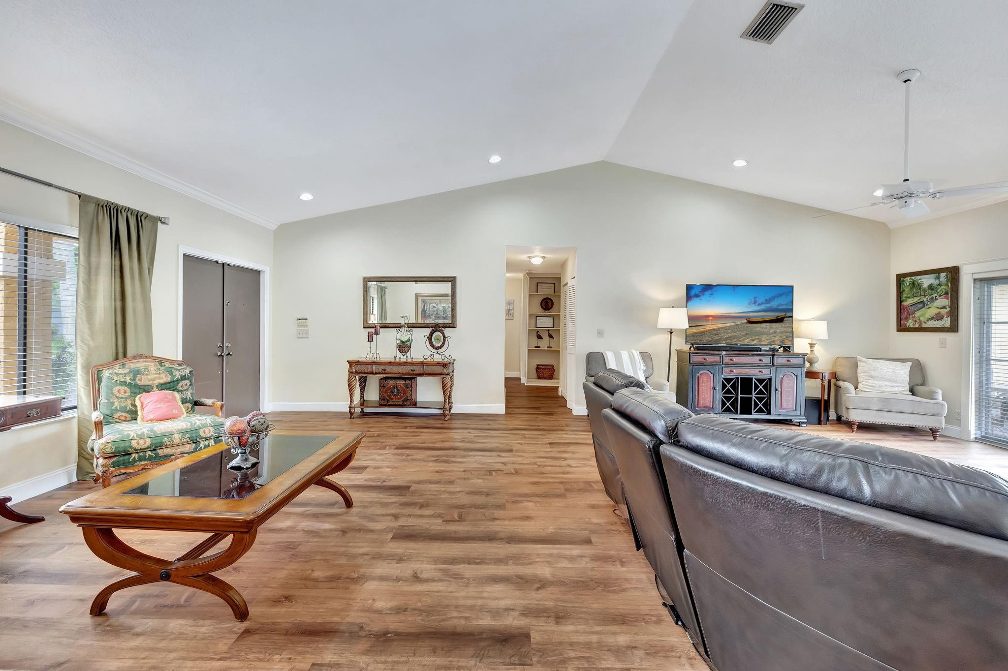 6121 NW 56 Court