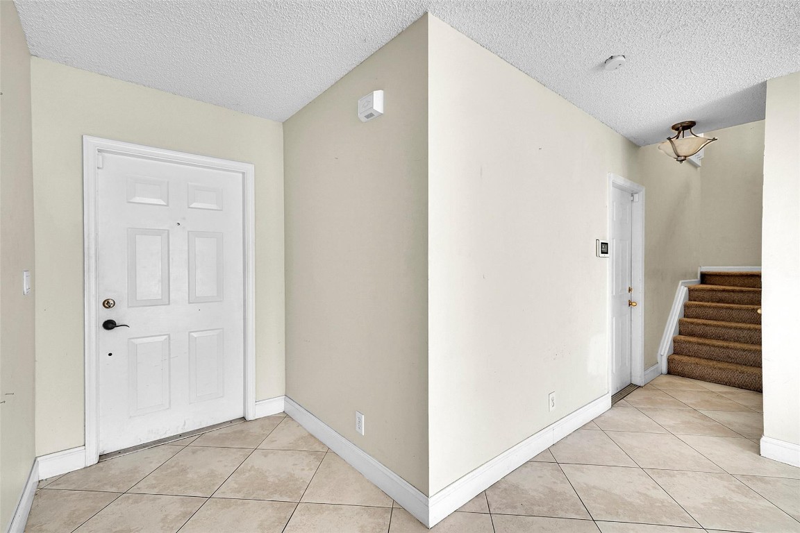 7251 Sienna Ridge Ln