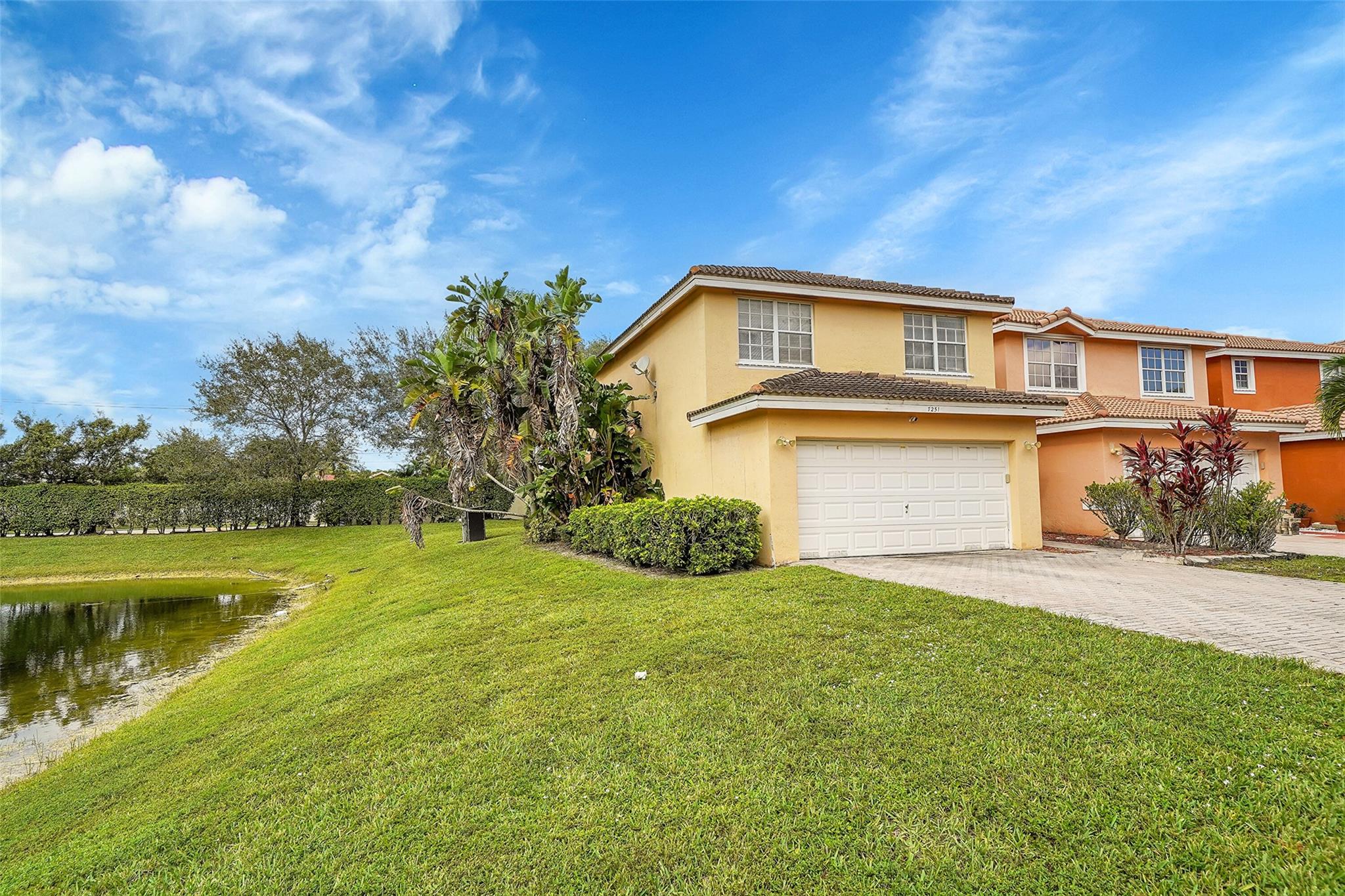 7251 Sienna Ridge Ln