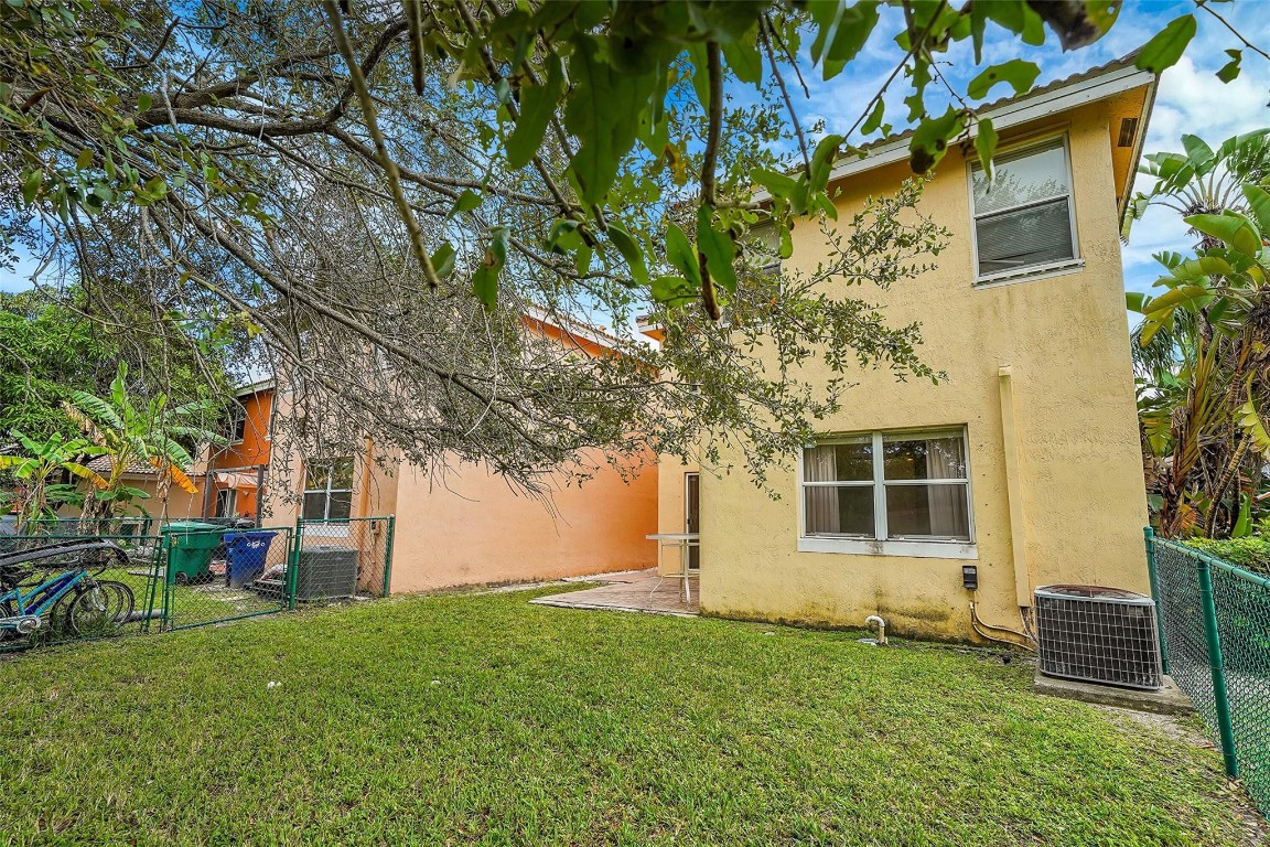 7251 Sienna Ridge Ln