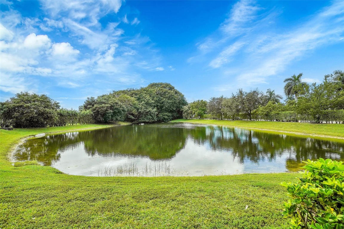 7251 Sienna Ridge Ln