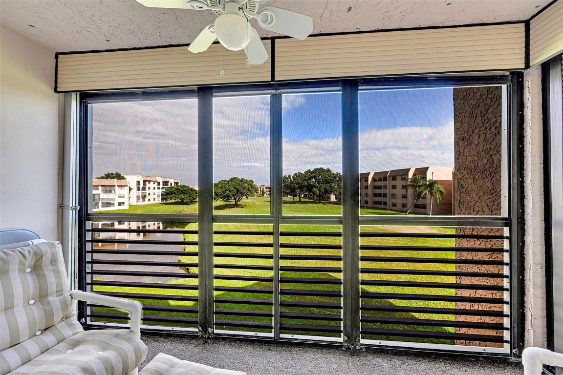 10101 Lakes Blvd 305