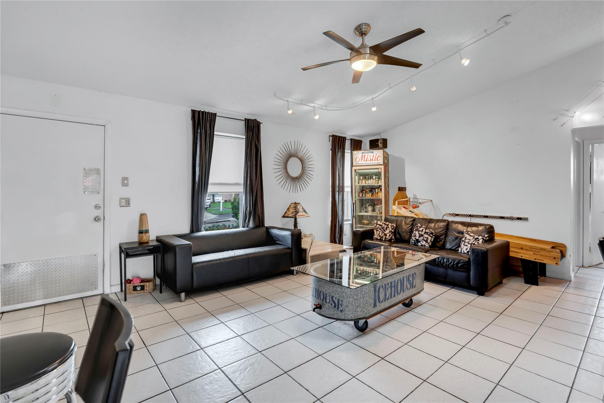8920 NW 14th St