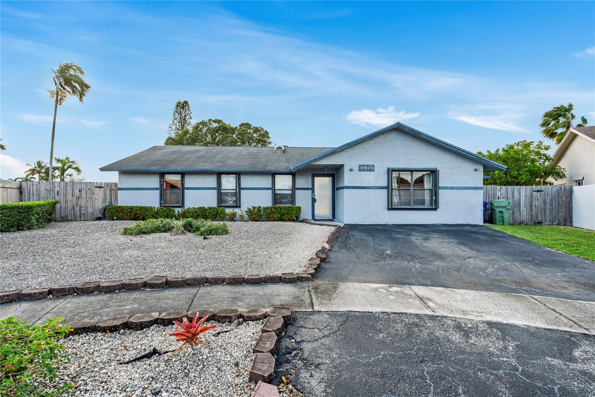 8920 NW 14th St