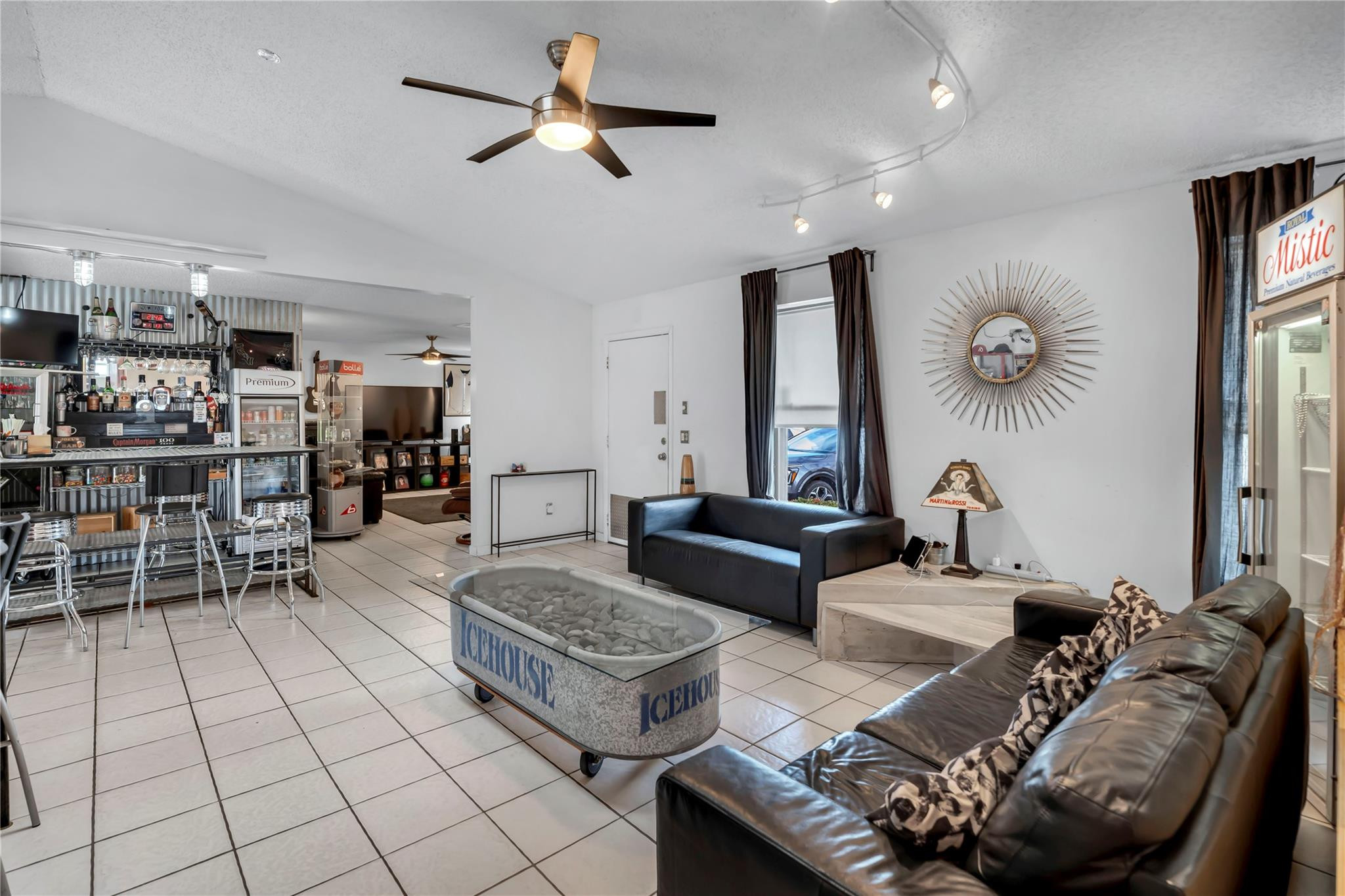 8920 NW 14th St