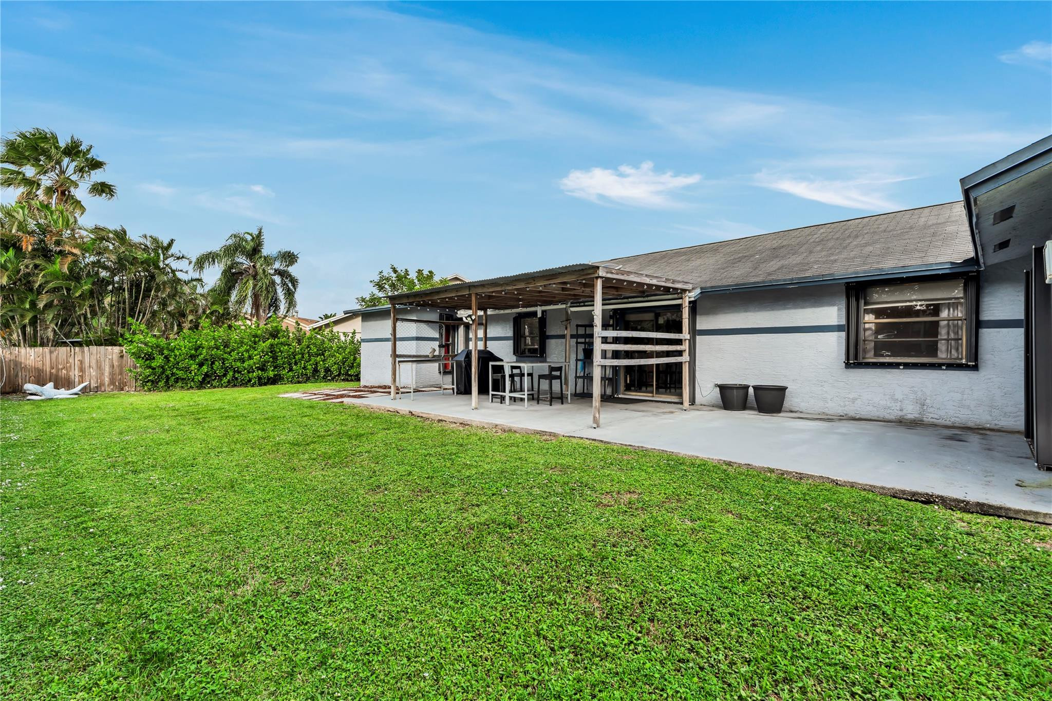 8920 NW 14th St