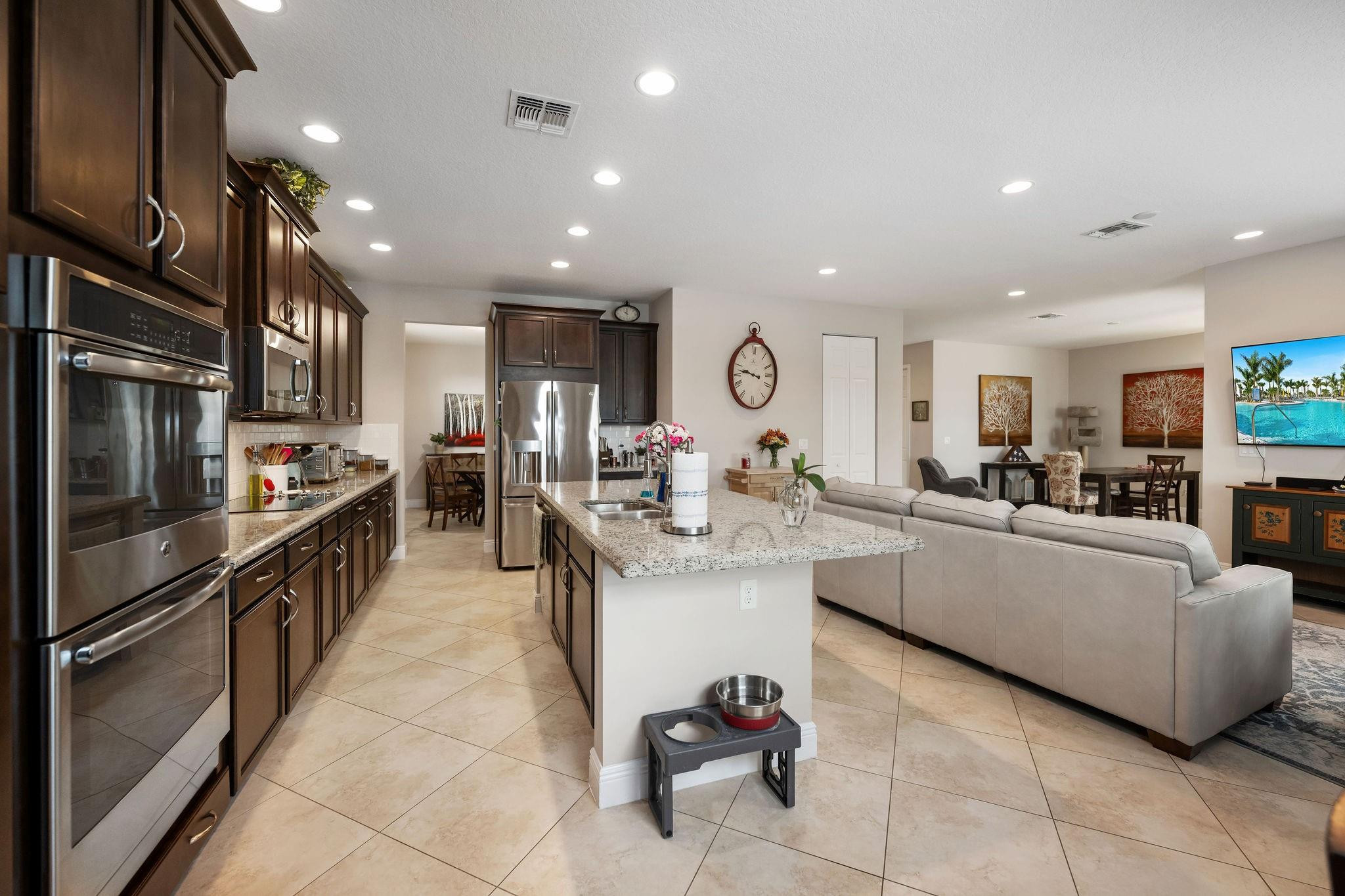 3023 Strada Ct