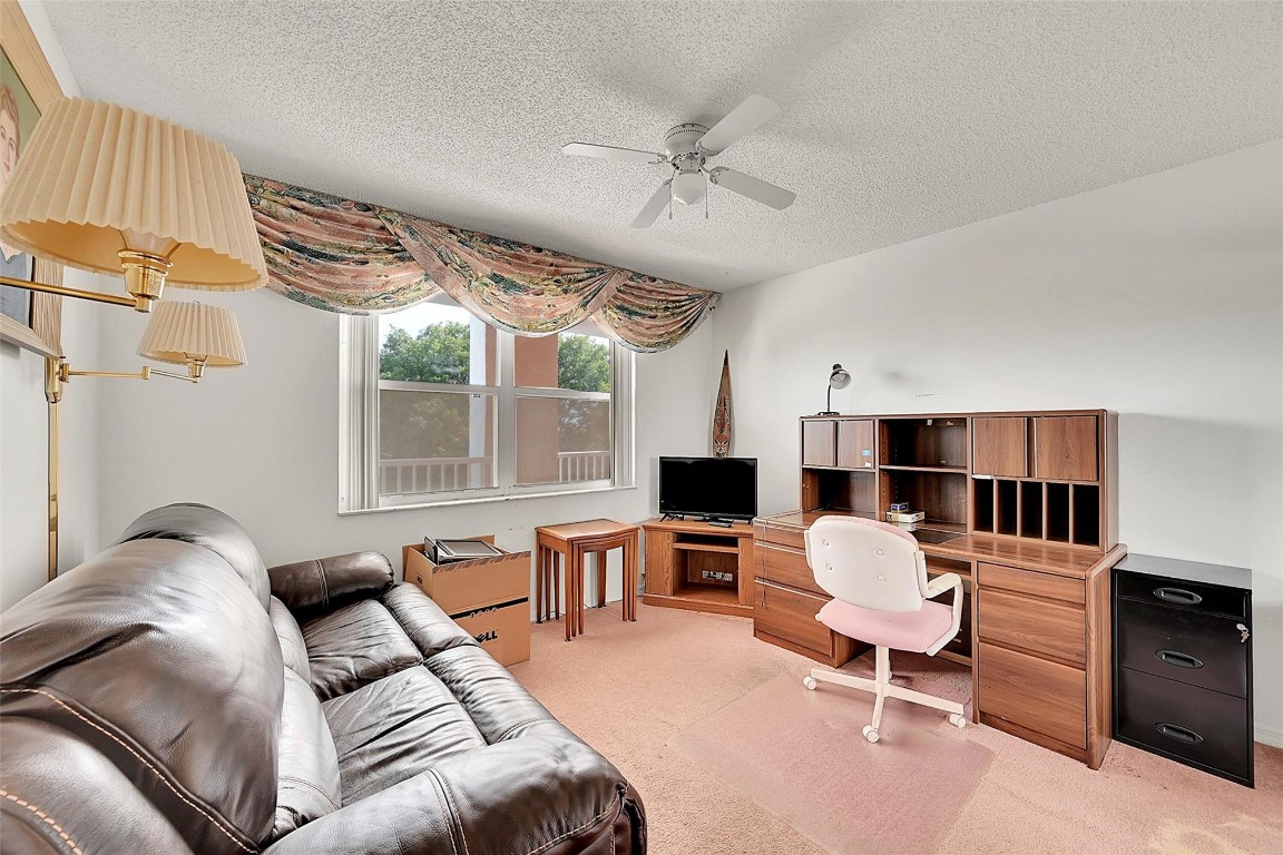 2601 N Nob Hill Rd 407