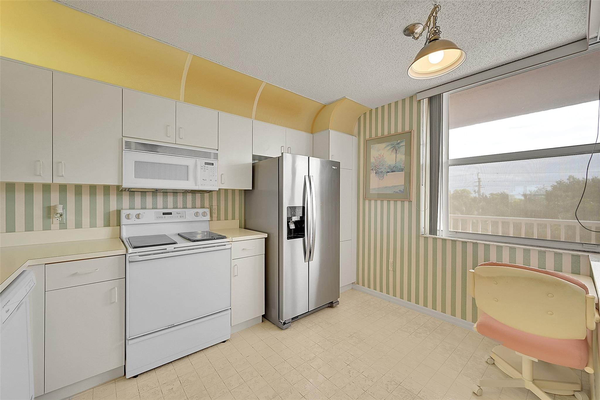 2601 N Nob Hill Rd 407