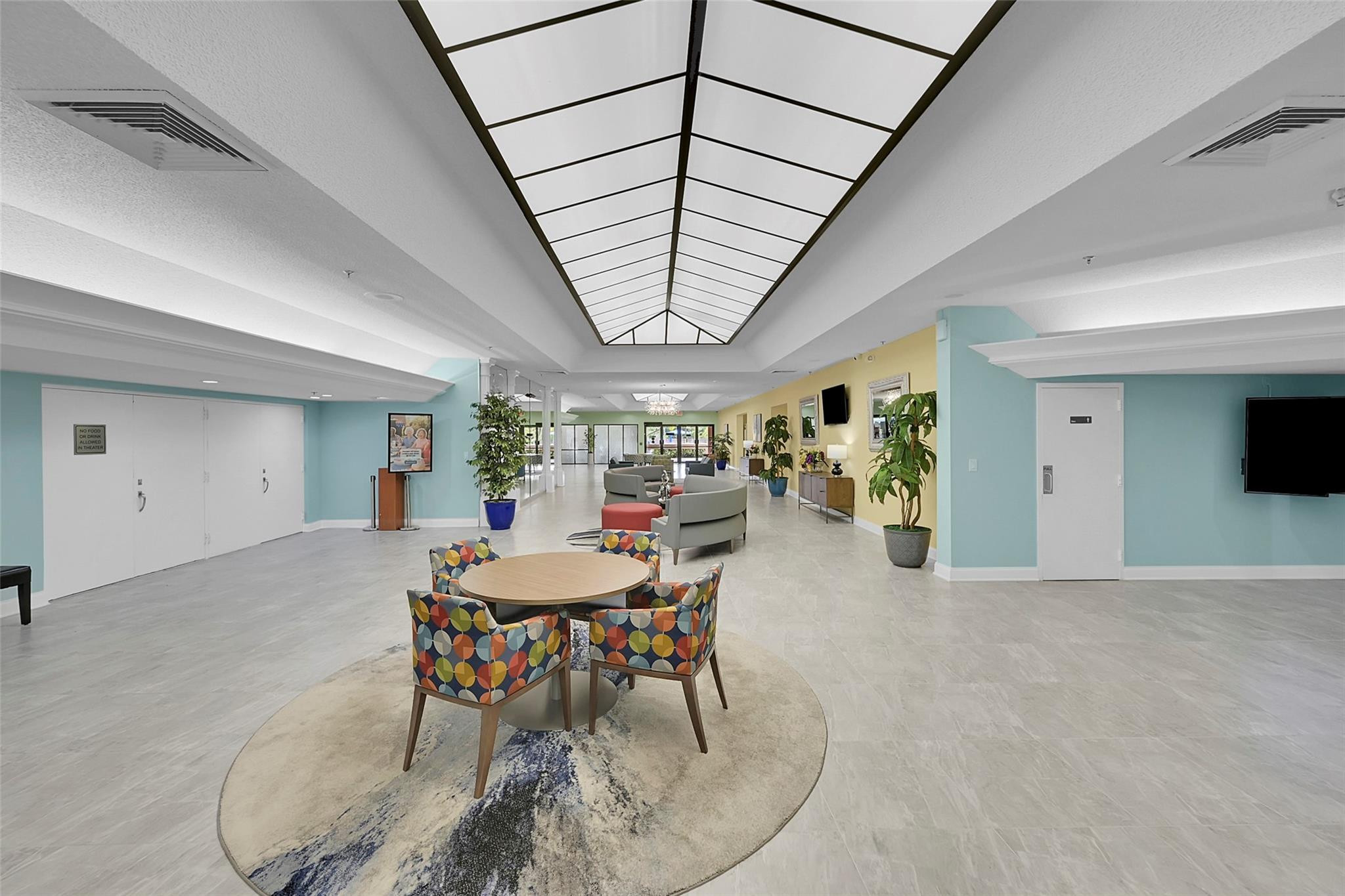 2601 N Nob Hill Rd 407