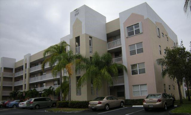 2601 N Nob Hill Rd 407