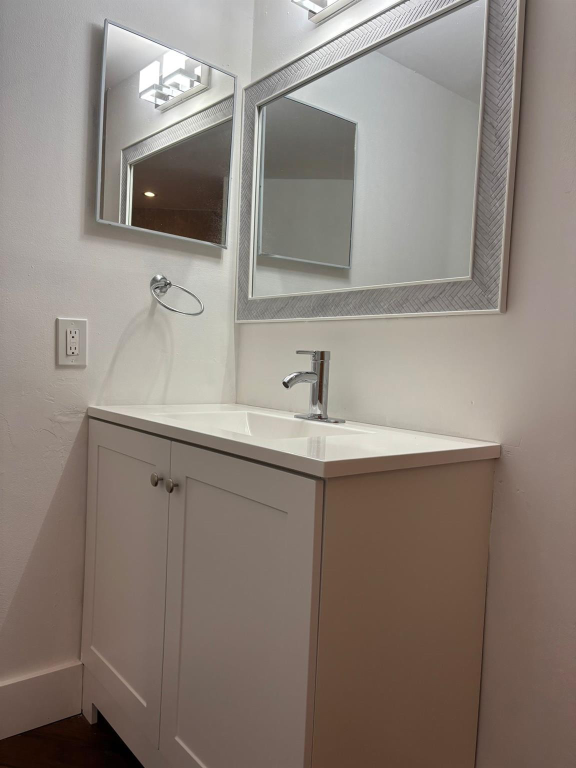 1540 SE Royal Green Cir 206