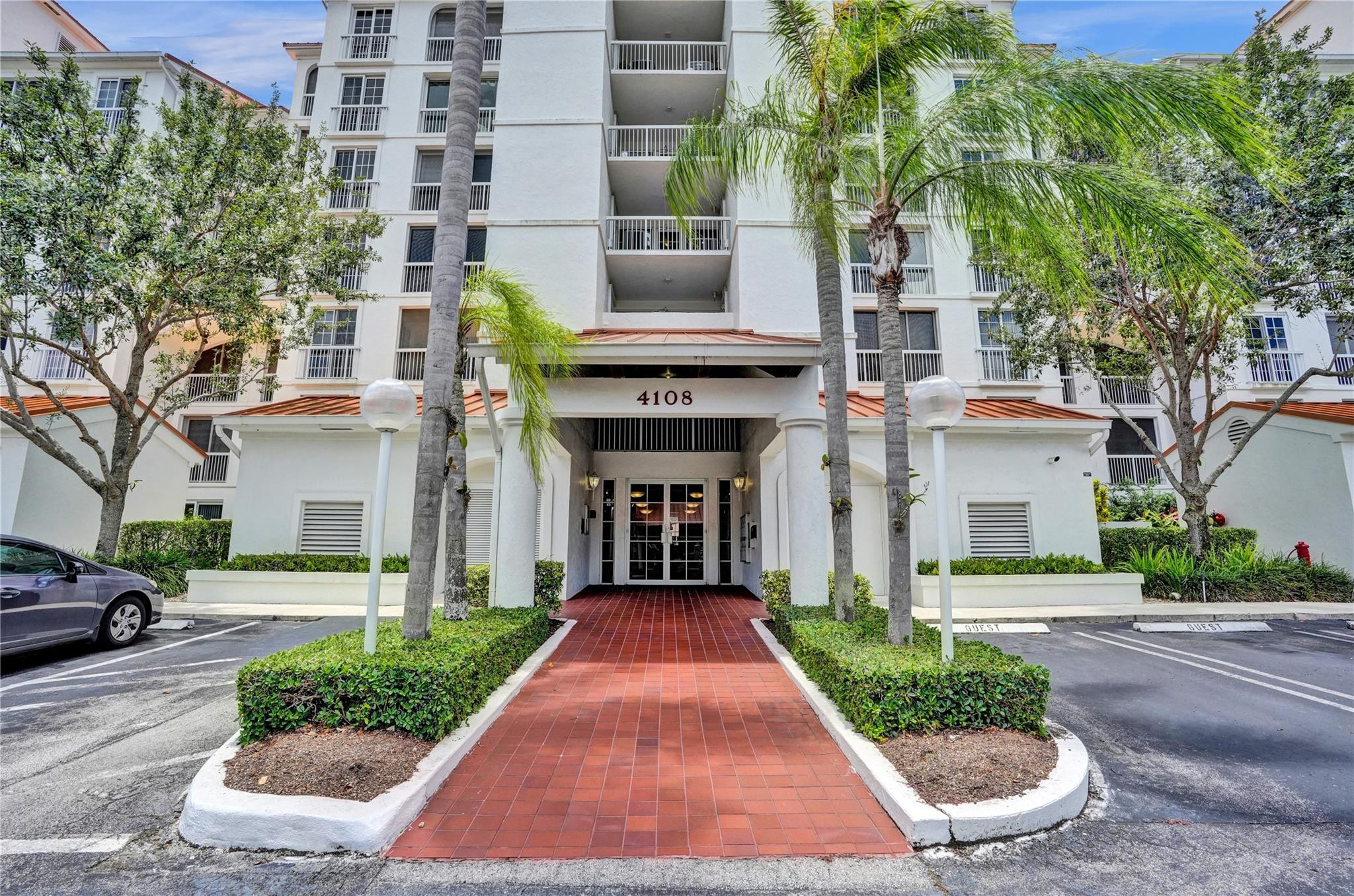 4108 W Palm Aire 087A