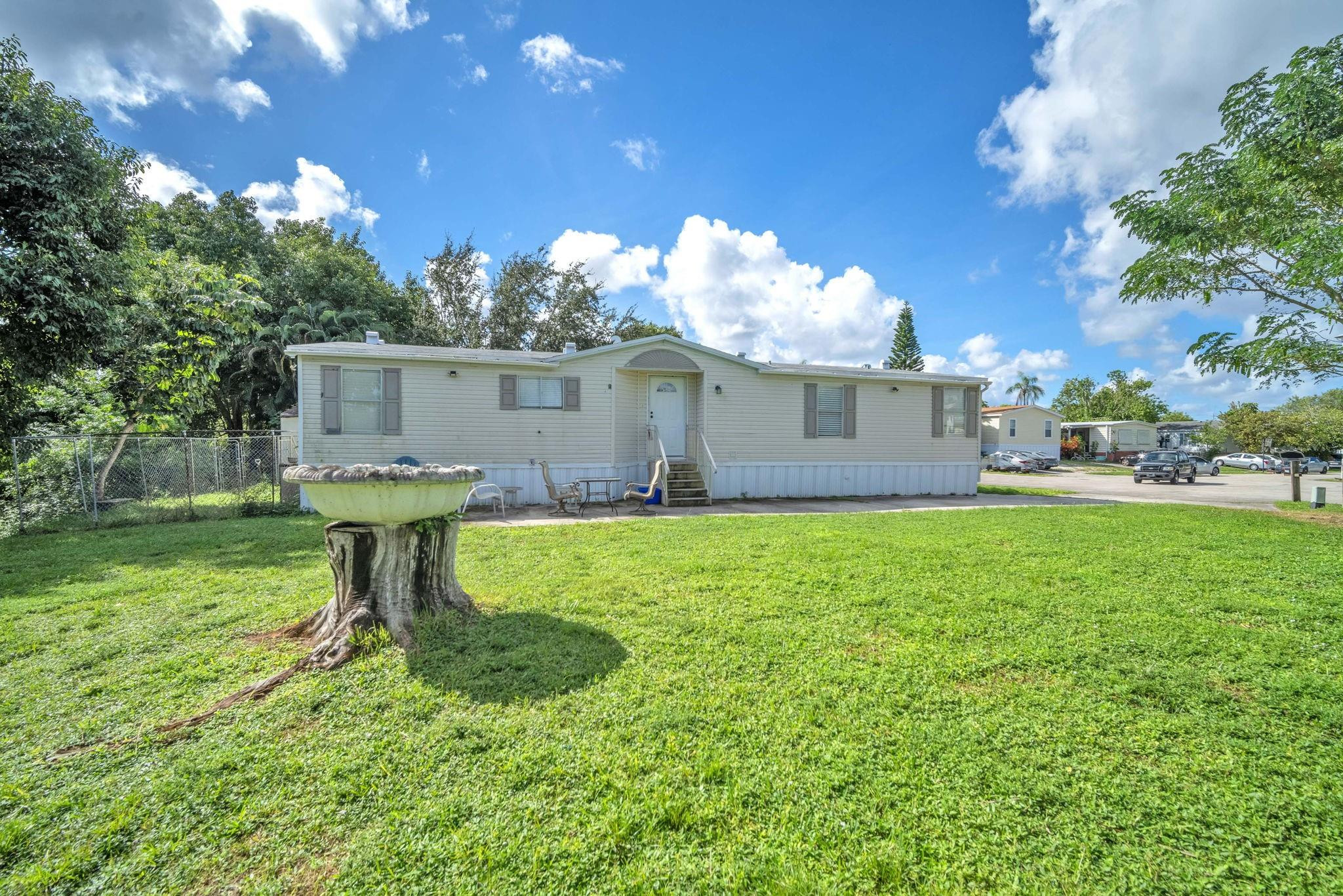 10625 Shore Dr