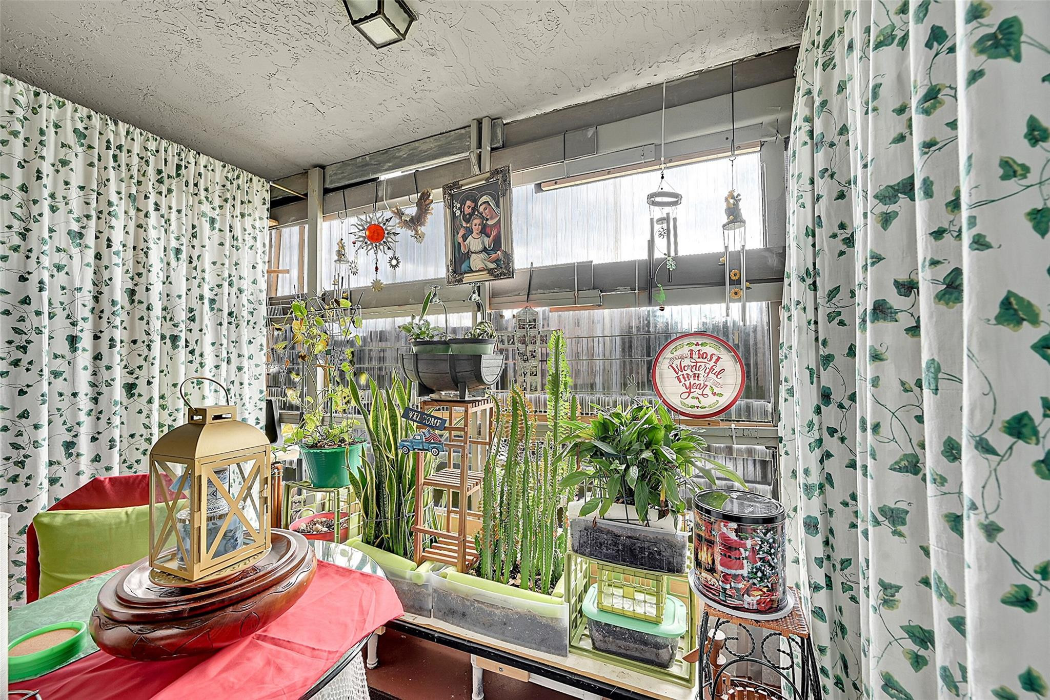 10442 Lakes Blvd 202