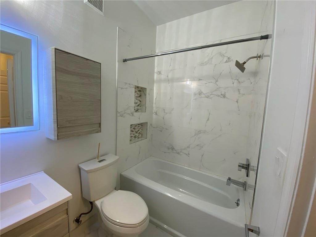 2895 Crestwood Ter 2895