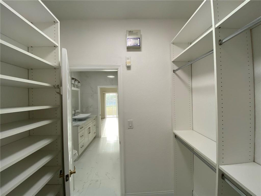 2895 Crestwood Ter 2895