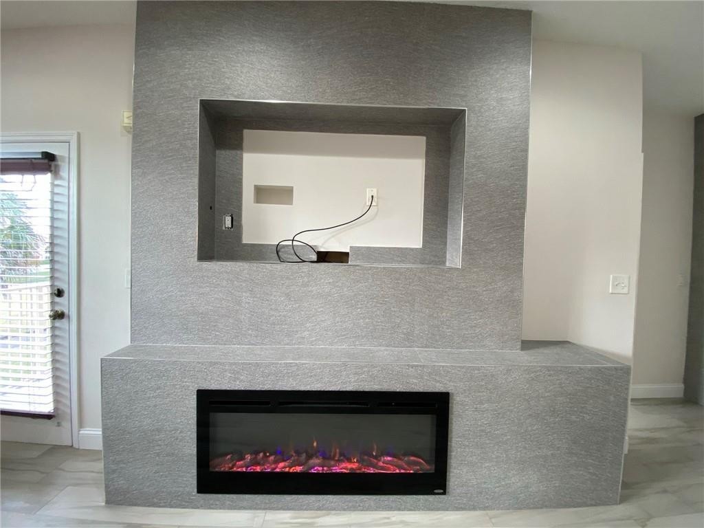 2895 Crestwood Ter 2895