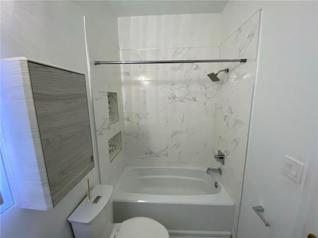 2895 Crestwood Ter 2895