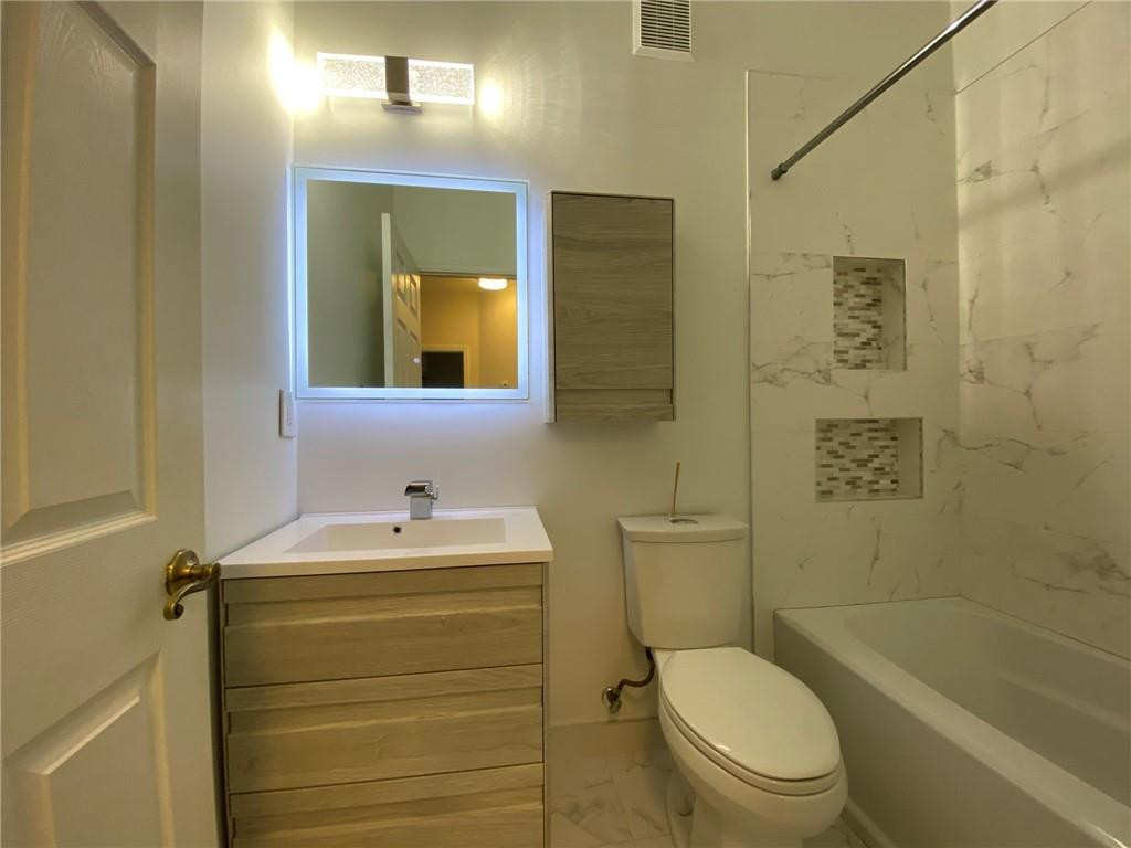 2895 Crestwood Ter 2895