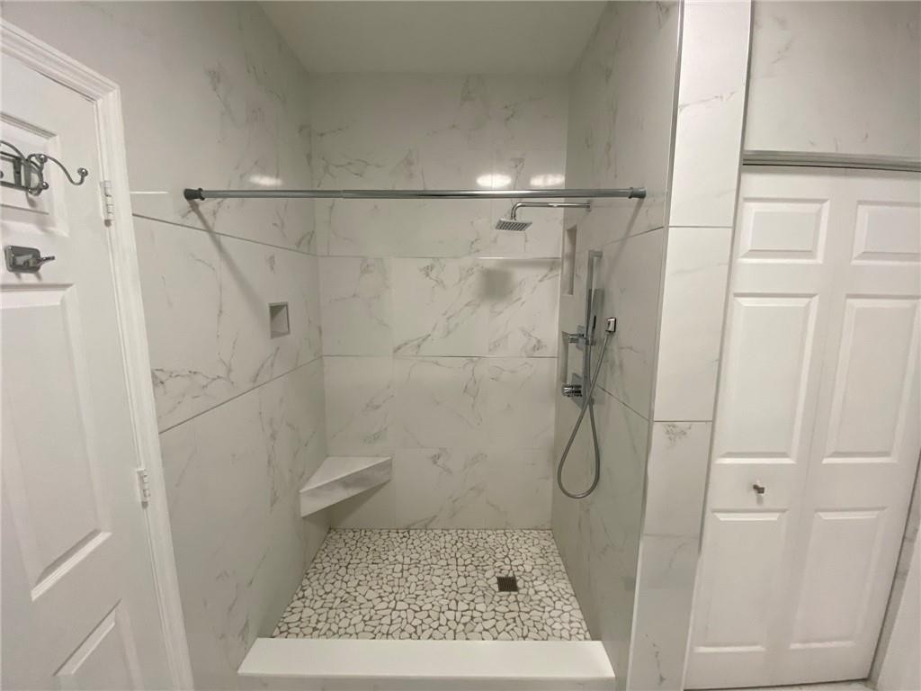 2895 Crestwood Ter 2895