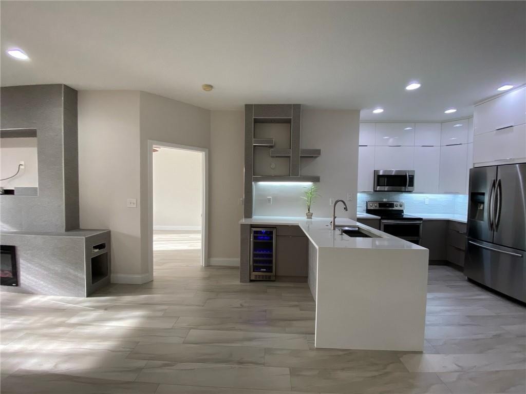 2895 Crestwood Ter 2895