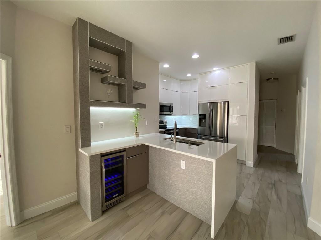 2895 Crestwood Ter 2895