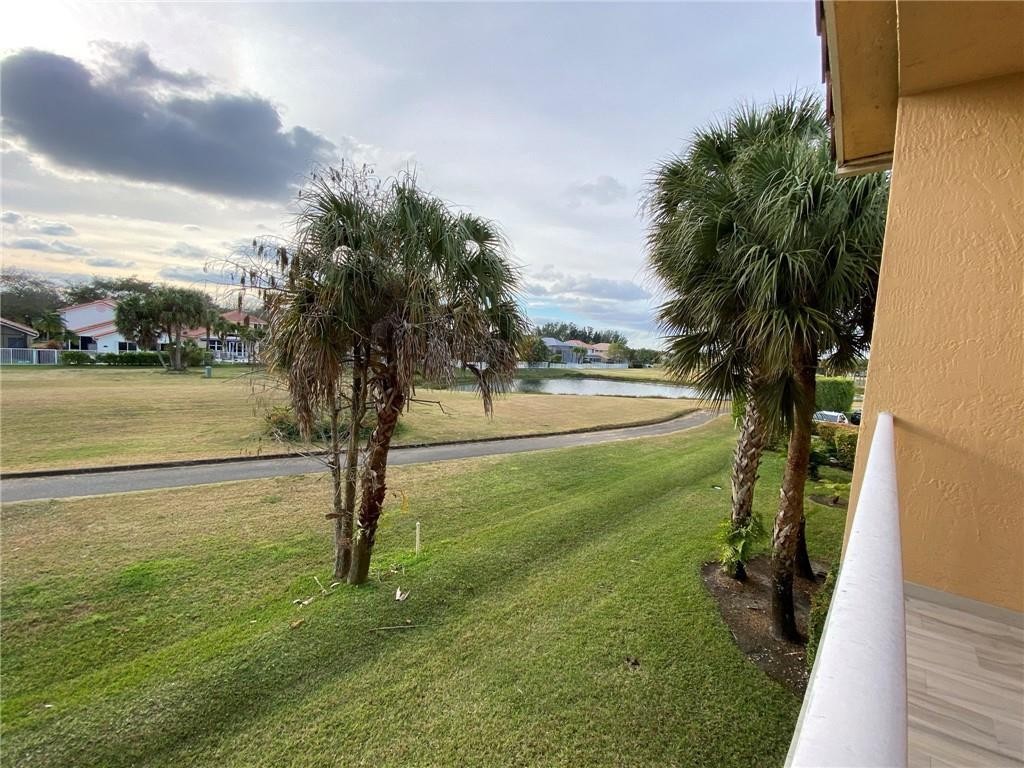 2895 Crestwood Ter 2895