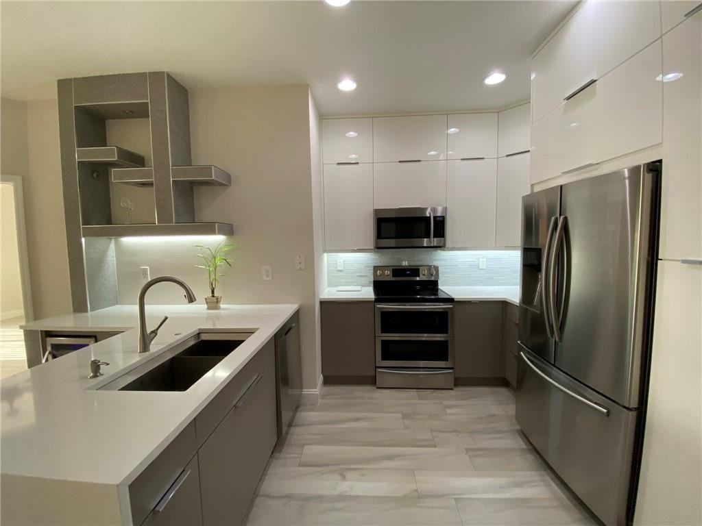 2895 Crestwood Ter 2895