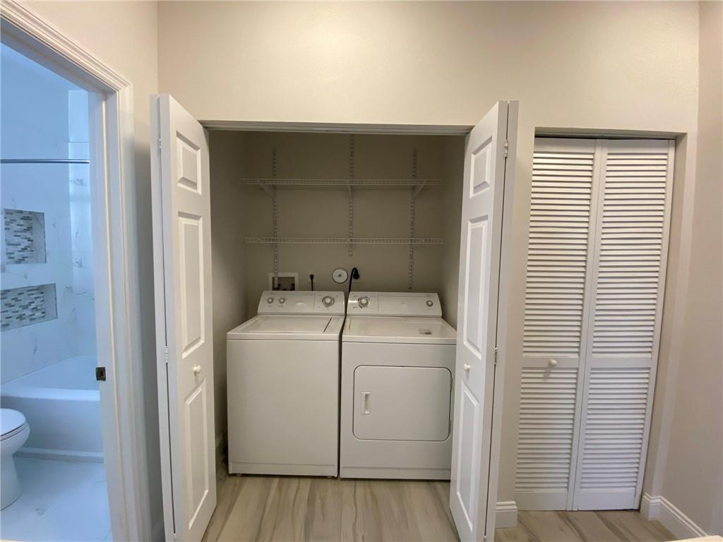 2895 Crestwood Ter 2895