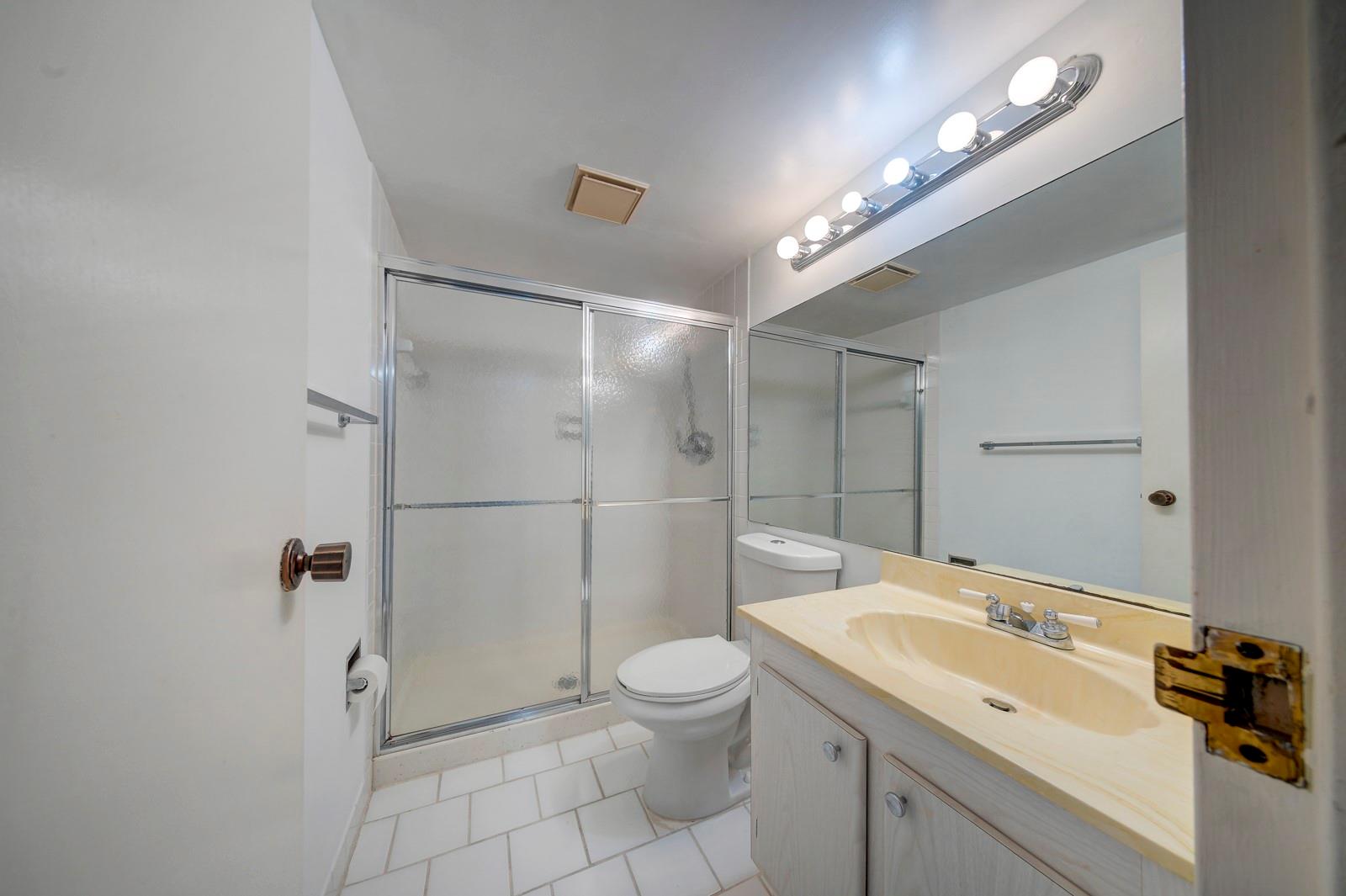 2650 NW 49th Ave 424