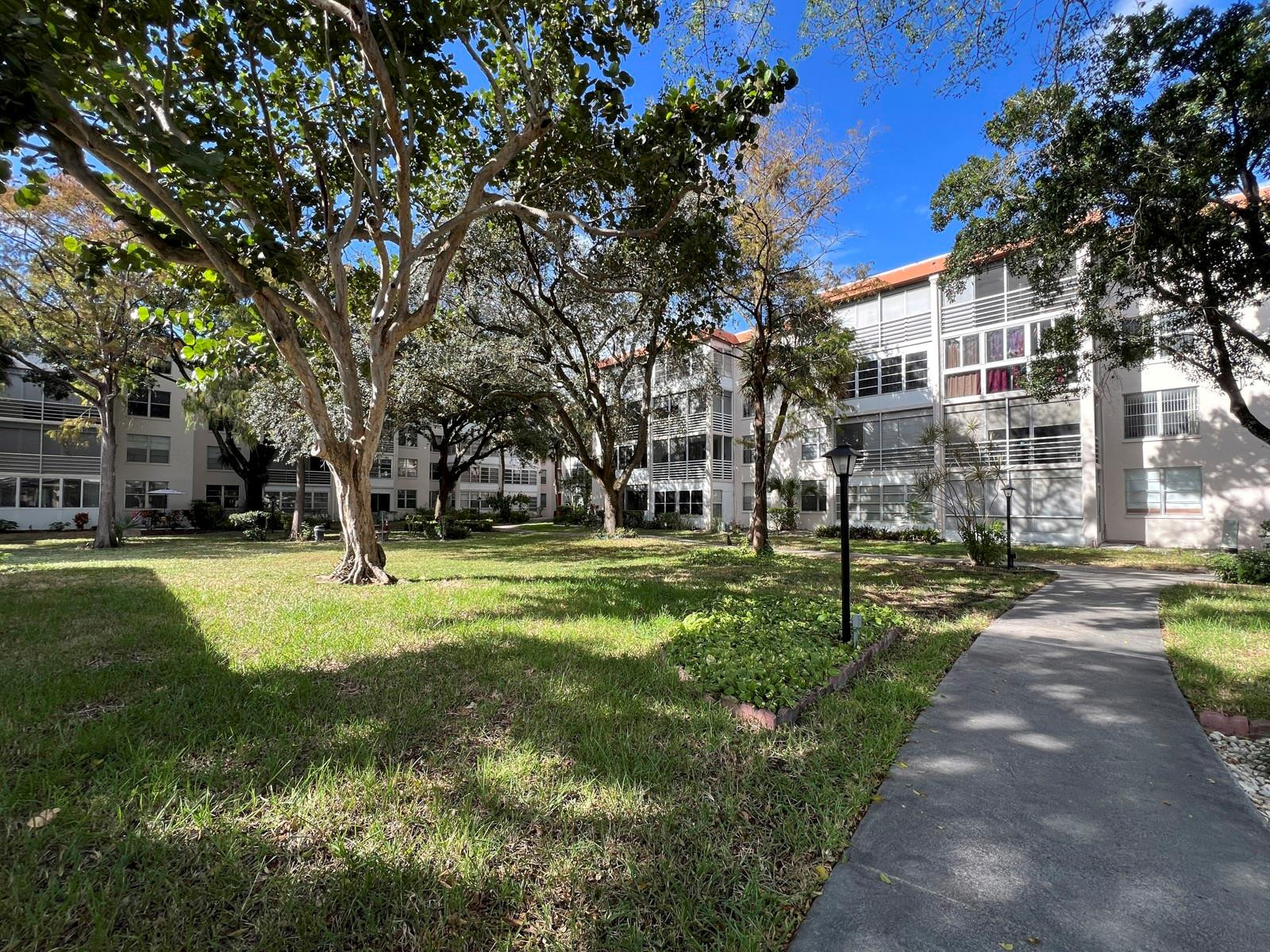 2650 NW 49th Ave 424