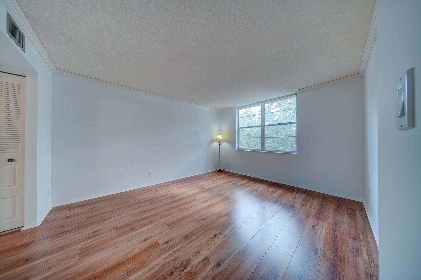 2650 NW 49th Ave 424