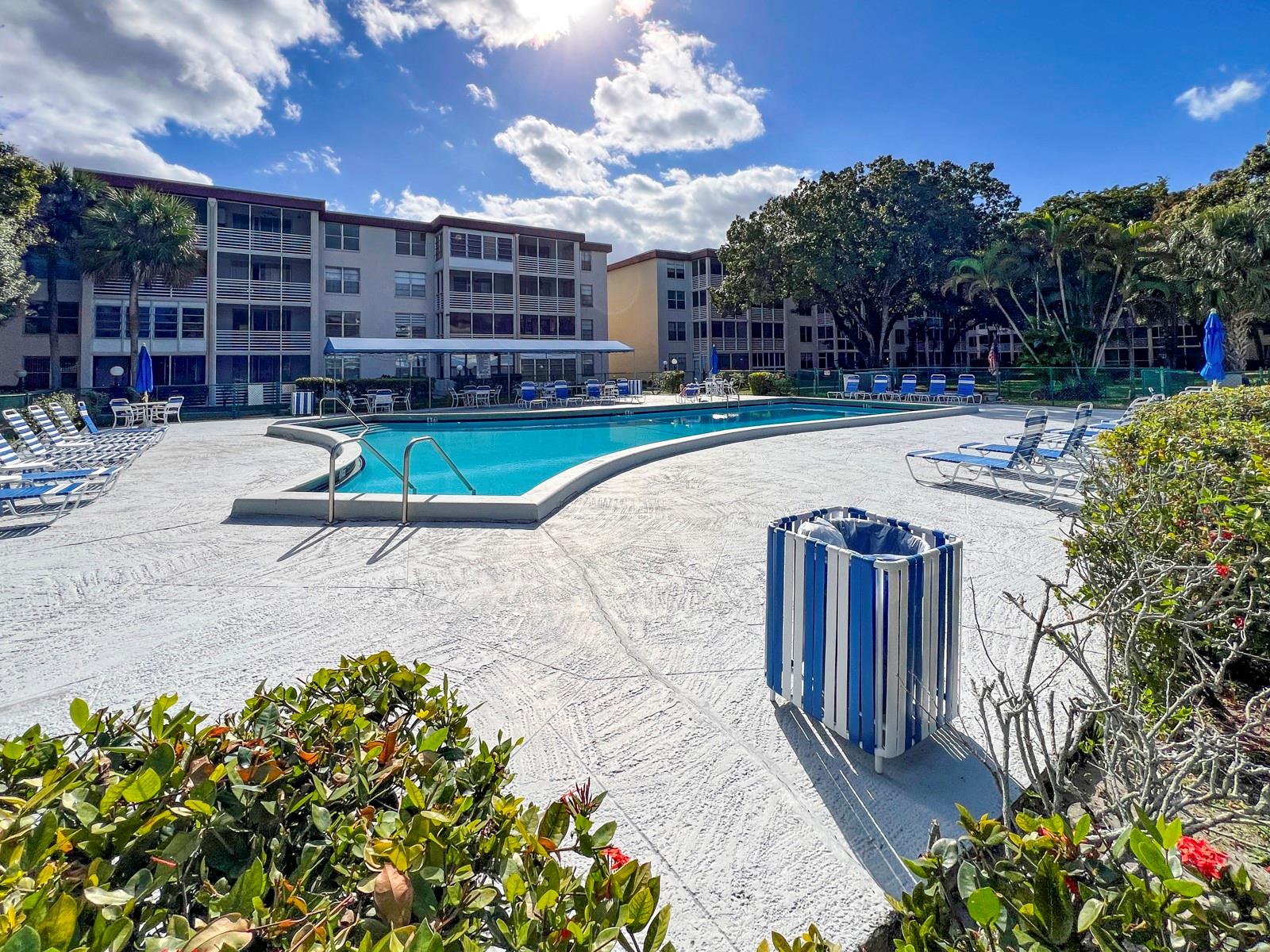 2650 NW 49th Ave 424