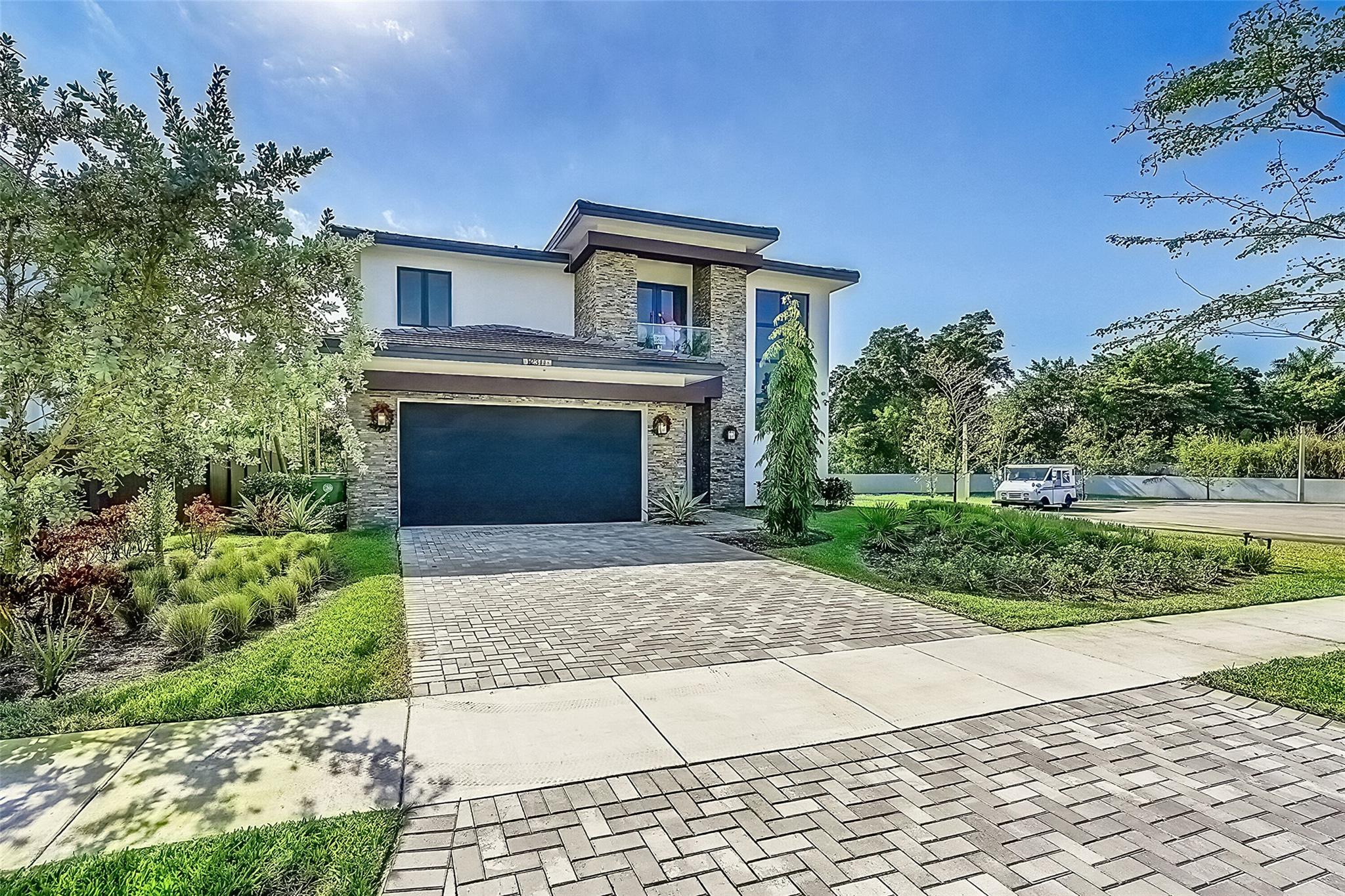 12300 Rhino Oaks Dr