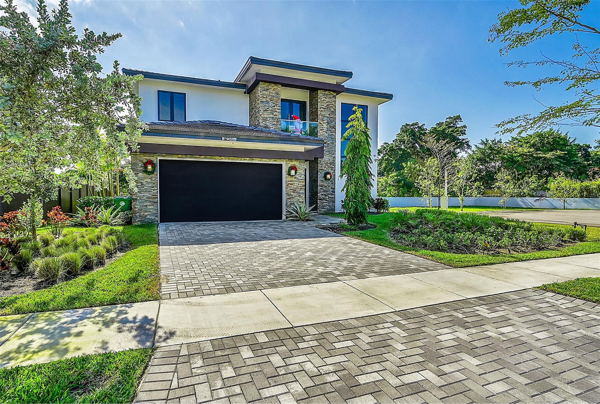 12300 Rhino Oaks Dr
