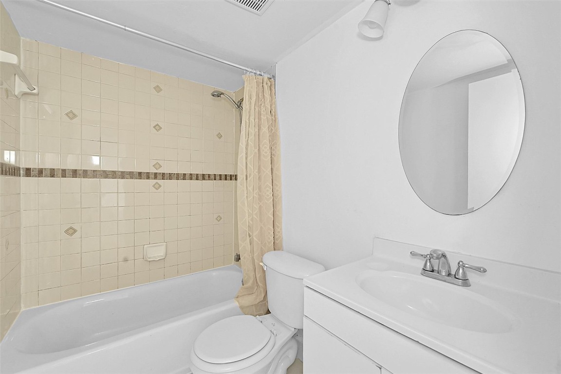 10022 Winding Lake Rd 102