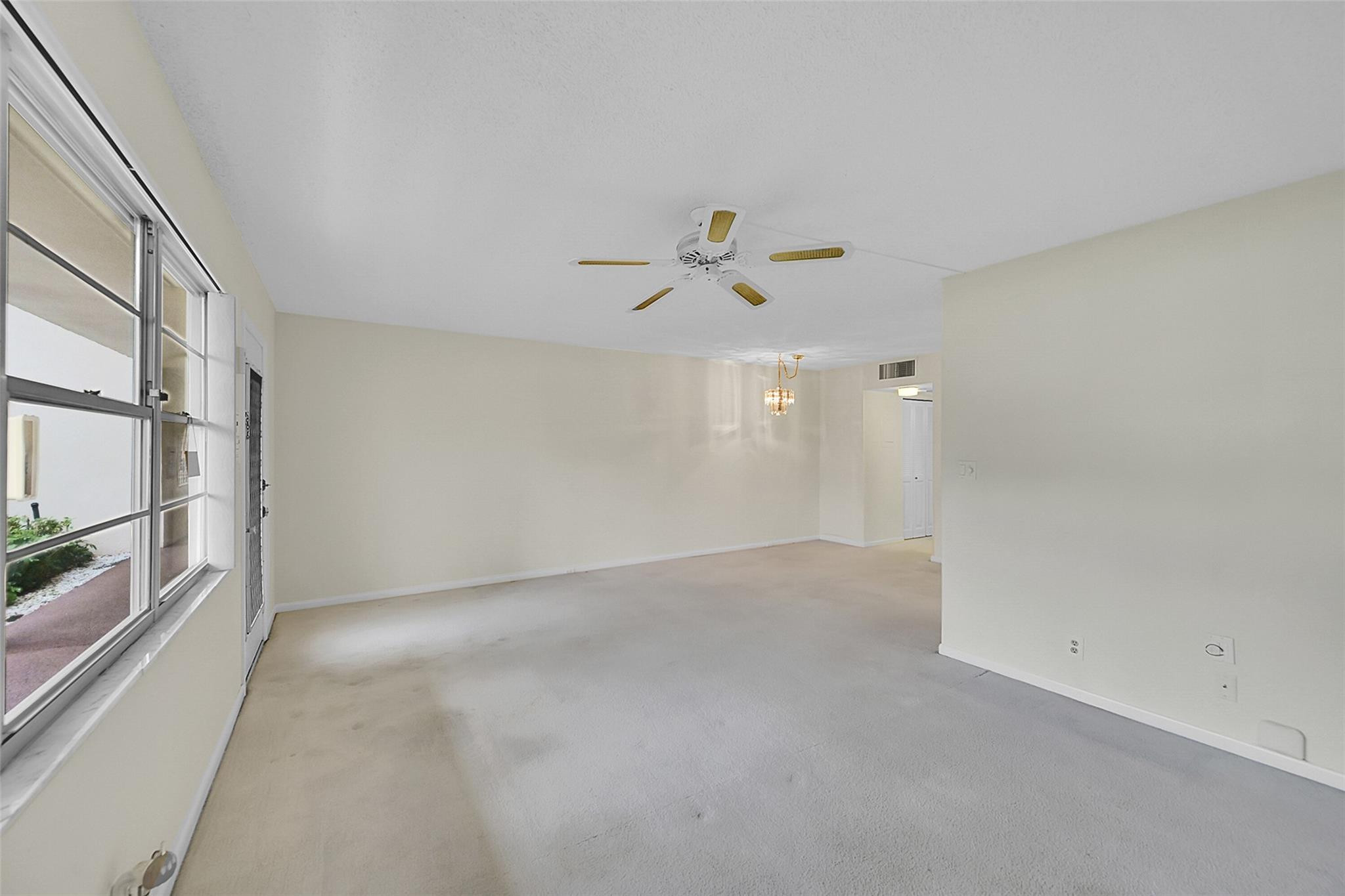 4701 Martinique Dr H1