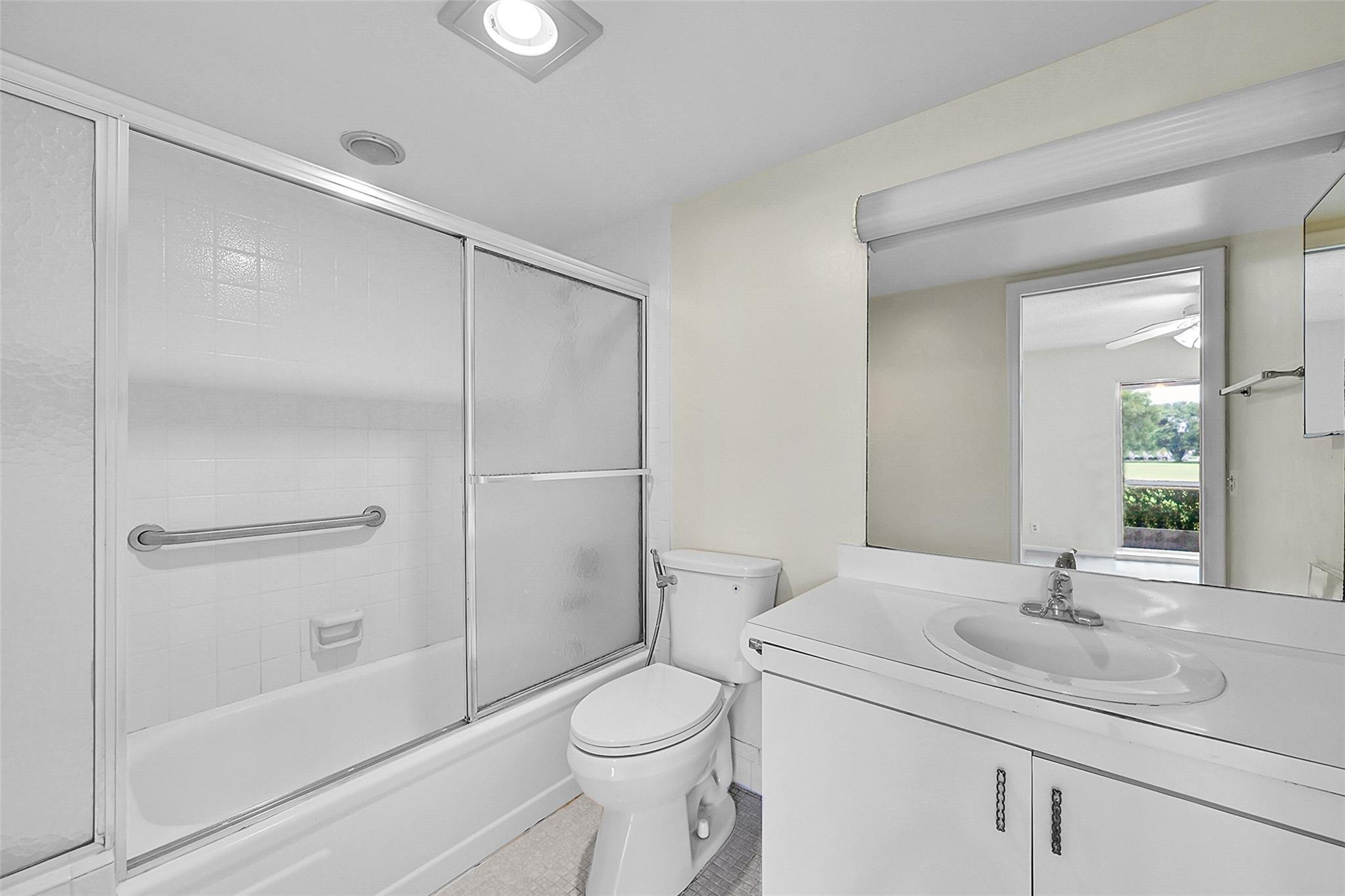 4701 Martinique Dr H1