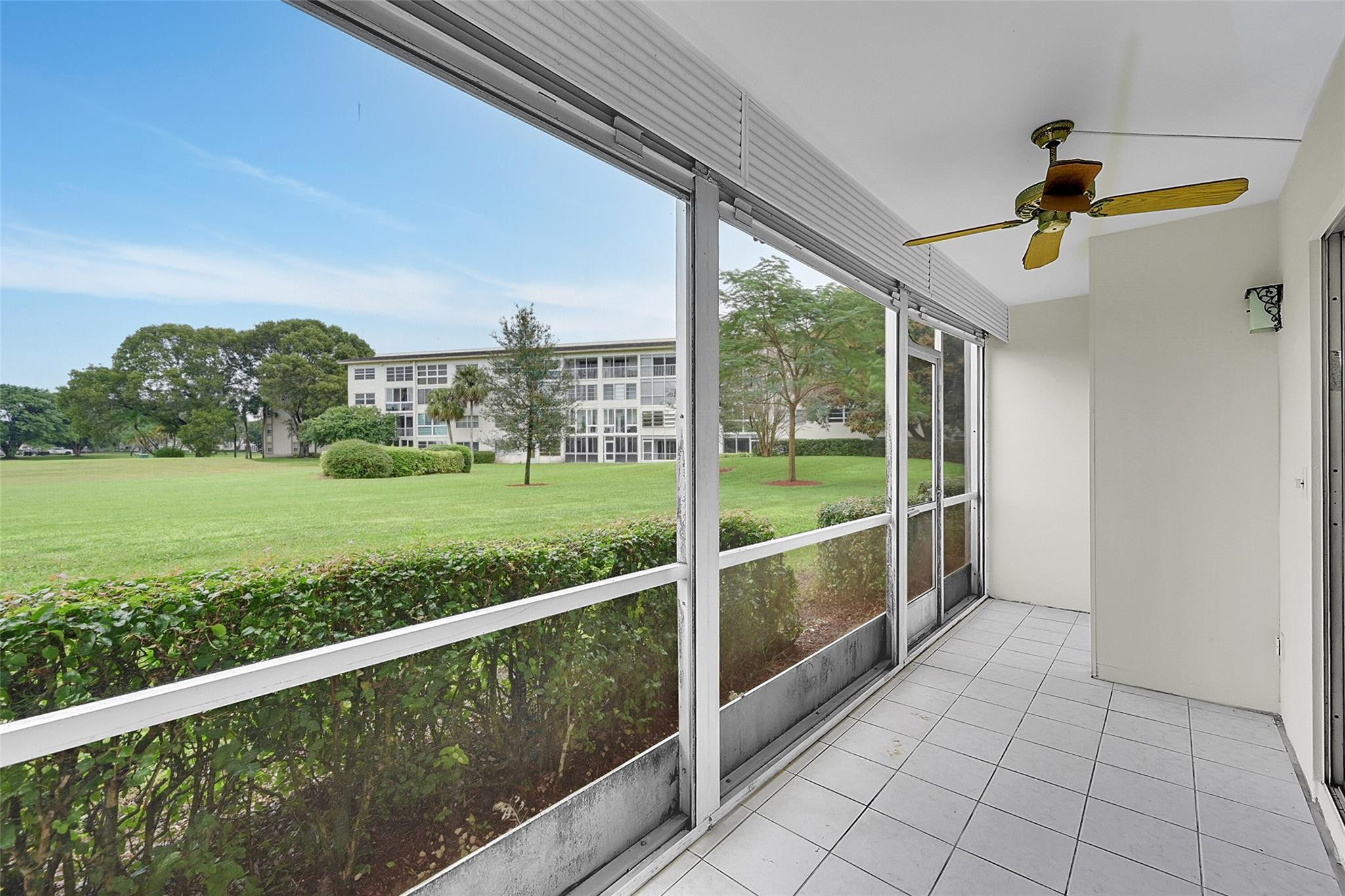 4701 Martinique Dr H1