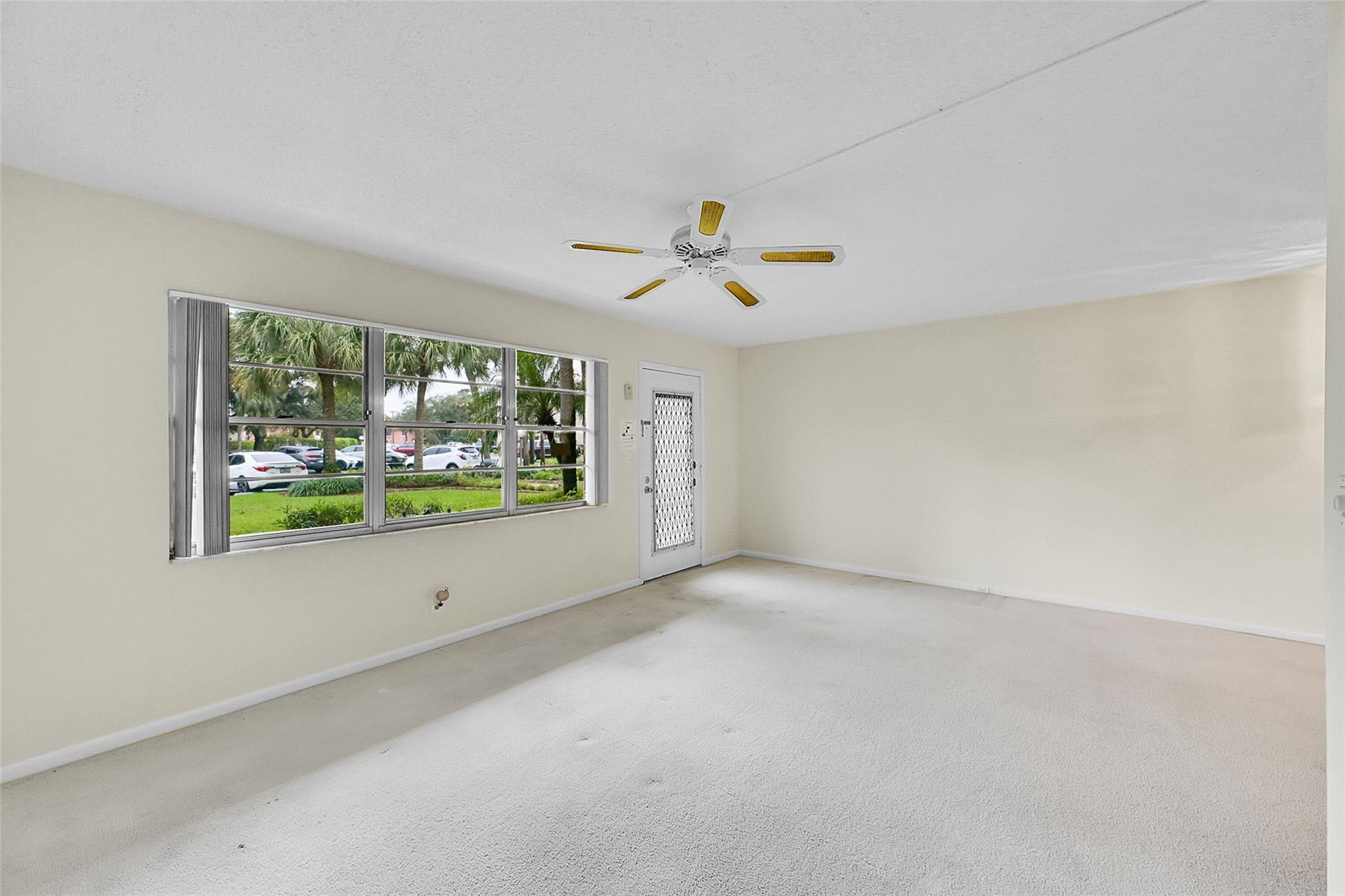 4701 Martinique Dr H1