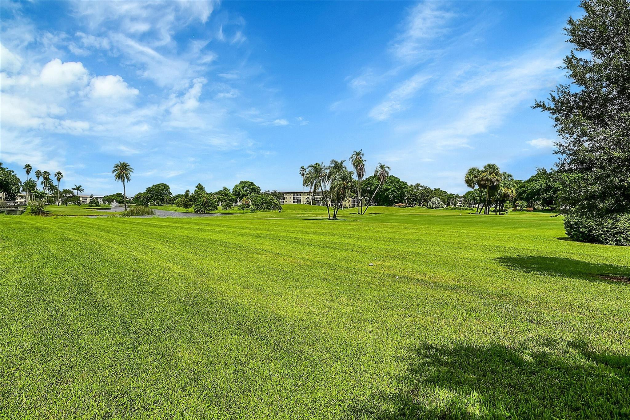 4701 Martinique Dr H1