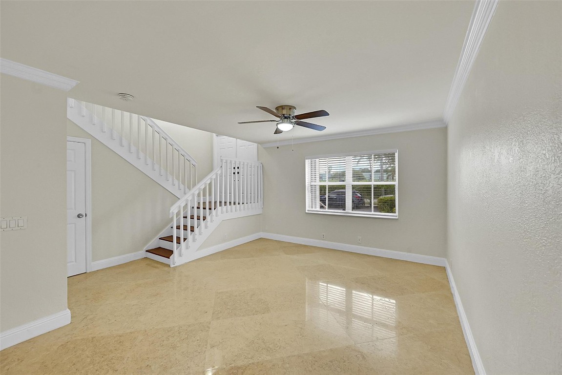 7379 Santa Monica Dr