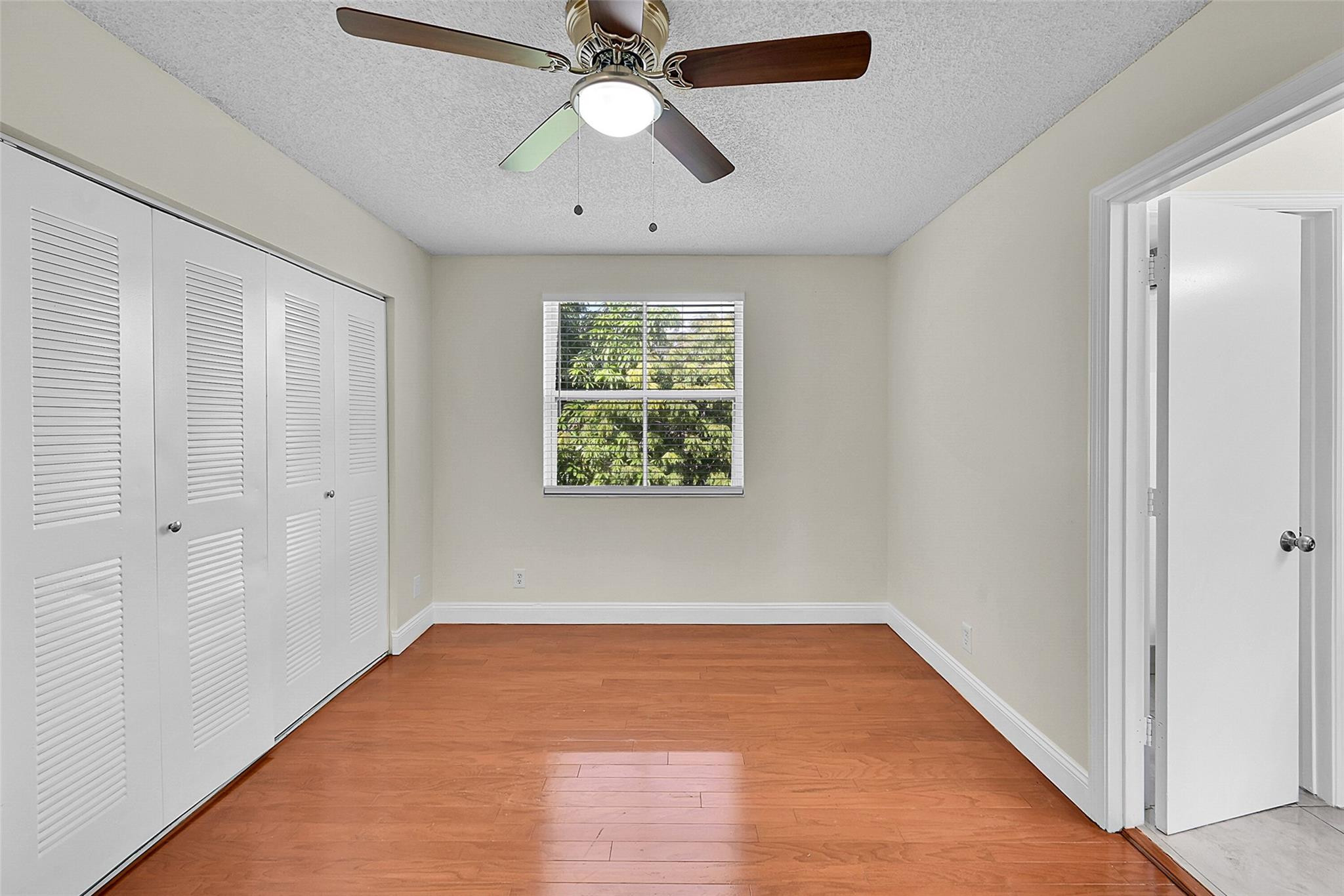 7379 Santa Monica Dr