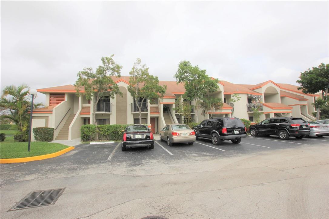 5529 Courtyard Dr 5529